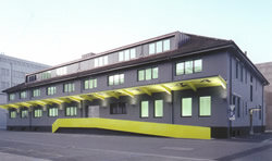 Sévelin 44, Lausanne Umnutzung Lagerhalle in ein Schulhaus